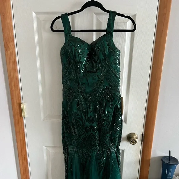 Ts Couture | Dresses | Emerald Green Prom Dress | Poshmark